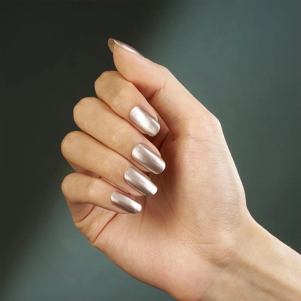 CND Shellac Day to Knight - obrazek 3